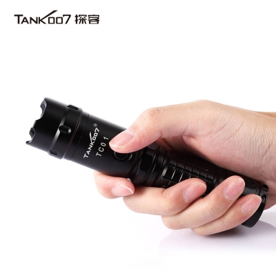 TANK007探客超亮手電筒正品超亮LED遠射直充自駕游執(zhí)勤手電筒TC01